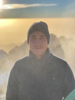 Portrait of Victor, practicing astrocartographer and co-founder of Astrocartoreadings